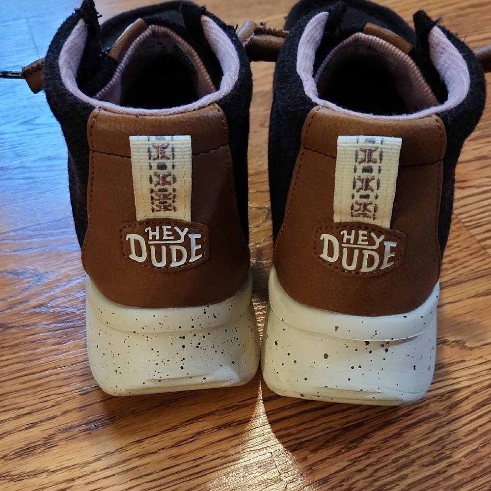 Hey Dude Wendy Peak Hi Platform Shoe. Womens 9. - Picture 4 of 10